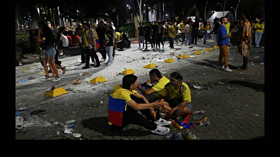 colombia bogotá peleas  muertos