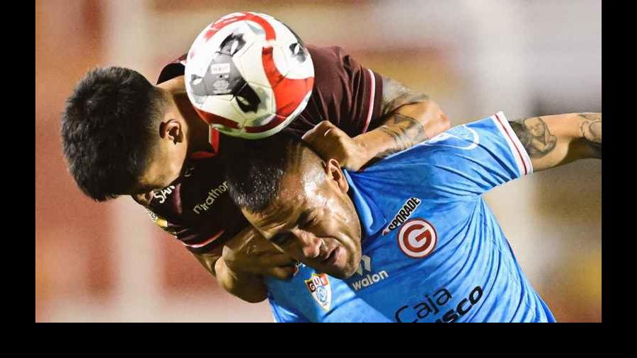 UNIVERSITARIO VS DEPORTIVO GARCILASO