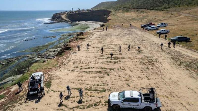 TRres surfistas australianos  desaparecen. 