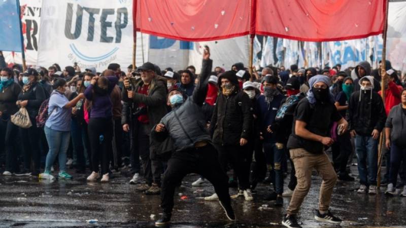 Manifestación frente al Congreso de Argentina 