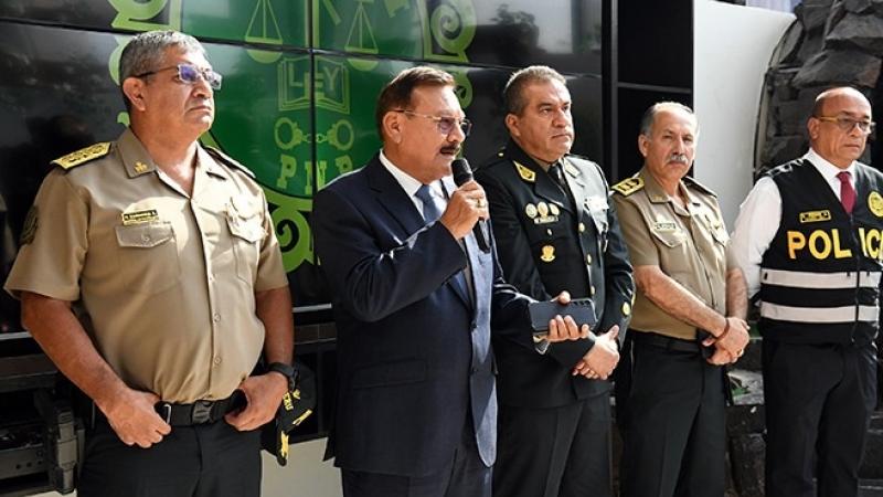 MINISTRO DEL INTERIOR POLICIA NACIONAL DEL PERU