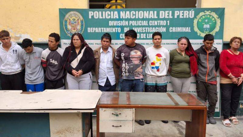 Acuchillan a policía