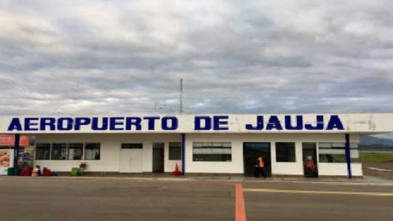 Corpac  vuelos  aeropuerto de Jauja  intensas lluvias