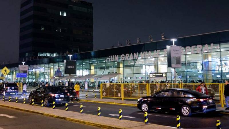 aeropuerto jorge chavez