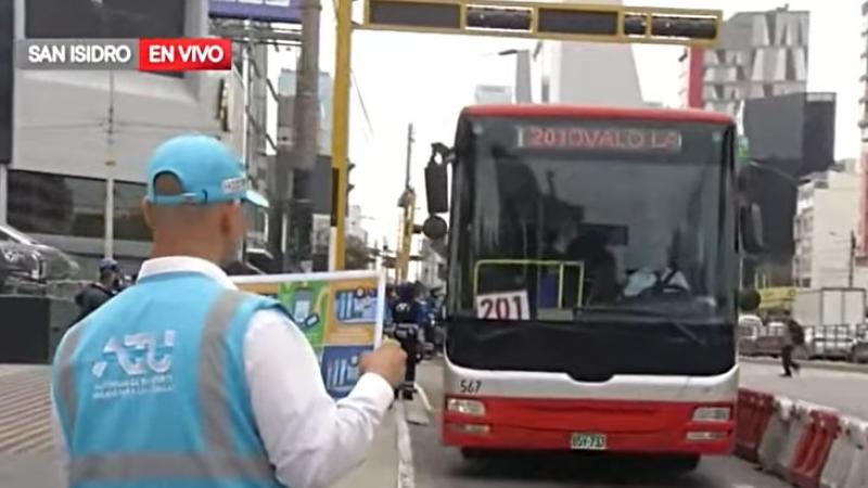 ATU Corredores de Azul y Rojo 