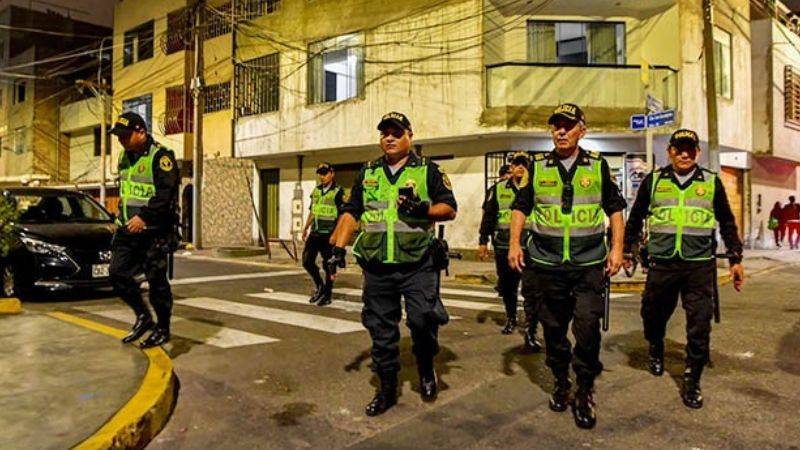 Autorizan pago a policías que trabajen en sus días de franco o vacaciones