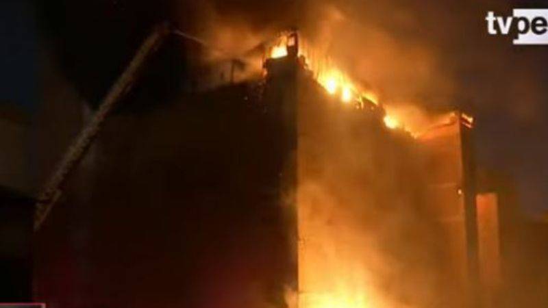 Incendio en Centro de Lima