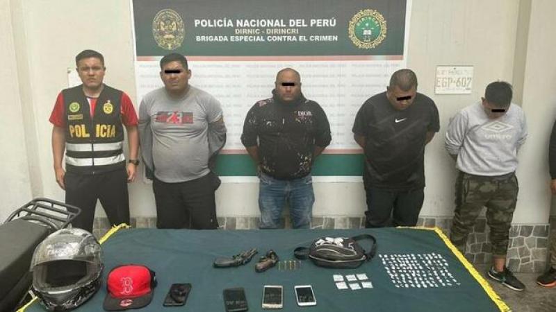 caen_cuatro_sujetos_con_armas_de_fuego_y_droga_en_san_juan_de_lurigancho
