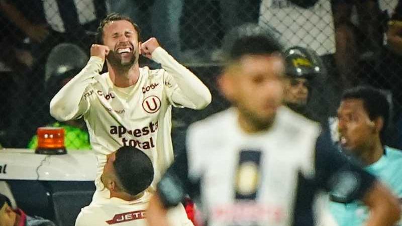 UNIVERSITARIO CAMPEÓN