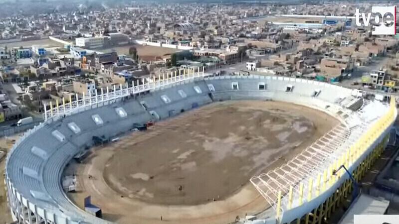 Estadio Felix Castillo  terremoto del 2007 