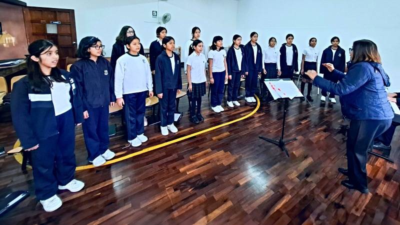 coro niños ventanilla recital benefico