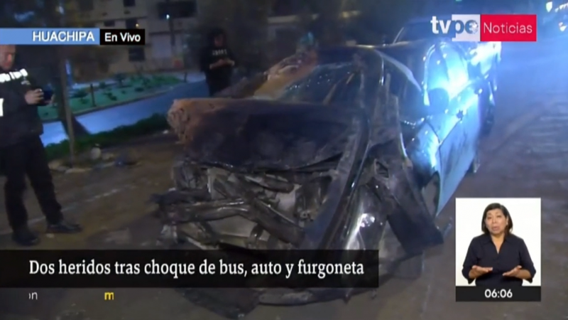 cuadruple_choque_entre_auto_furgoneta_camion_y_bus_dejo_dos_heridos_en_huachipa