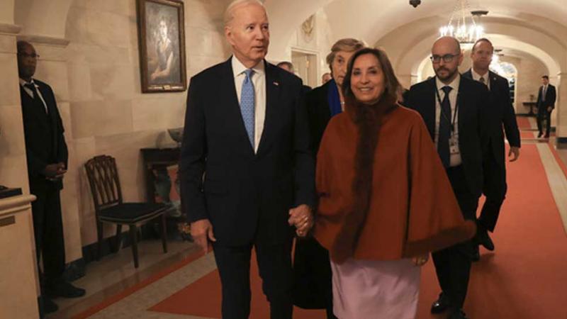 Dina Boluarte y Joe Biden