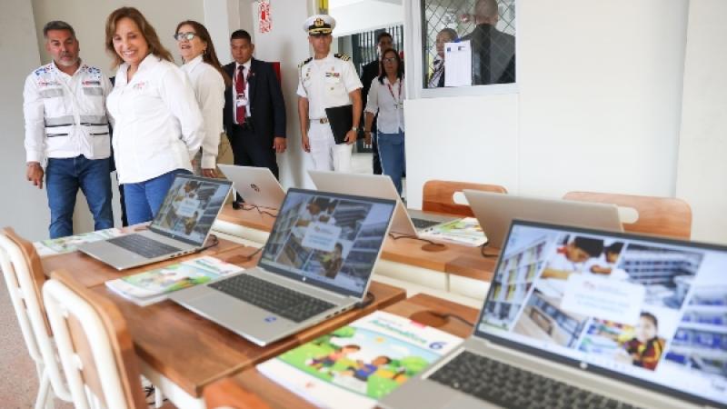 Dina Boluarte colegios perú educación Lima Metropolitana Minedu
