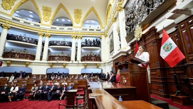 DINA BOLUARTE MENSAJE A LA NACIÓN CONGRESO PROTESTAS