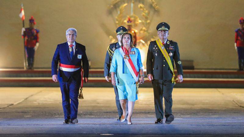 Presidencia reafirma apoyo al Ejército del Perú durante ceremonia por el Bicentenario de la Batalla de Ayacucho y Día del Ejército