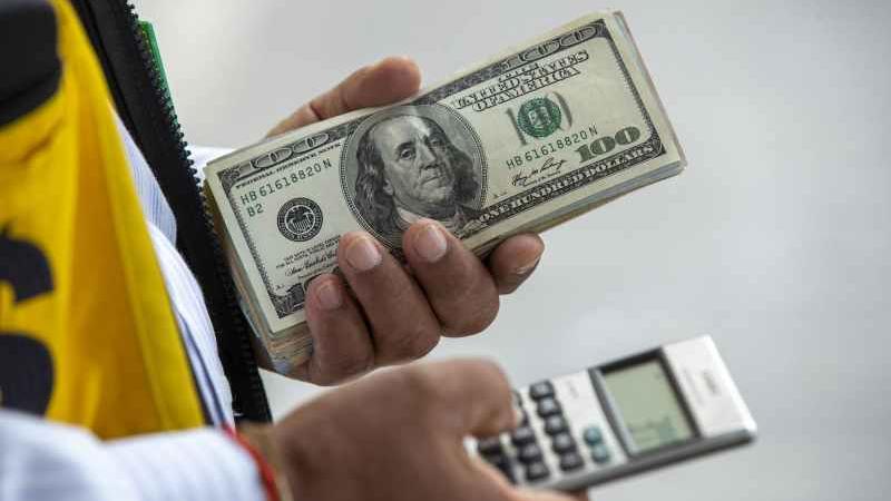 dólar Perú