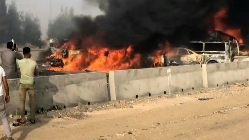 Egipto accidente de tránsito autobús coches accidente muertos heridos