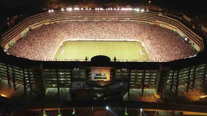 estadio monumental universitario ldu