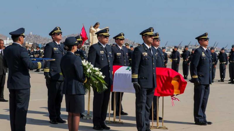 Accidente en Arequipa: homenaje  piloto de la FAP 