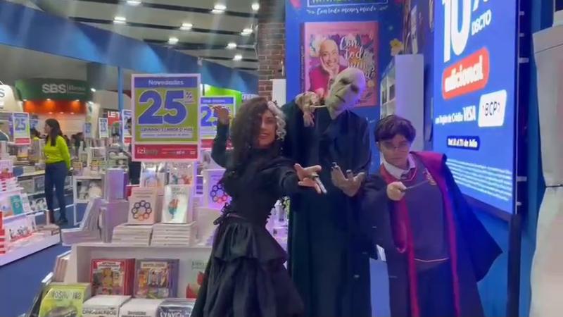 Feria del Libro FIL Harry Potter El Señor de los anillos Star Wards U de Lima