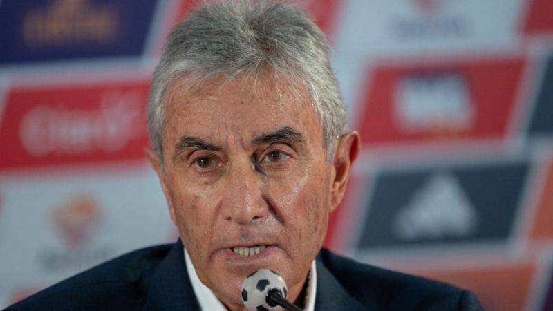 FPF anuncia la salida de Juan Carlos Oblitas como director general de fútbol y agradece su gestión
