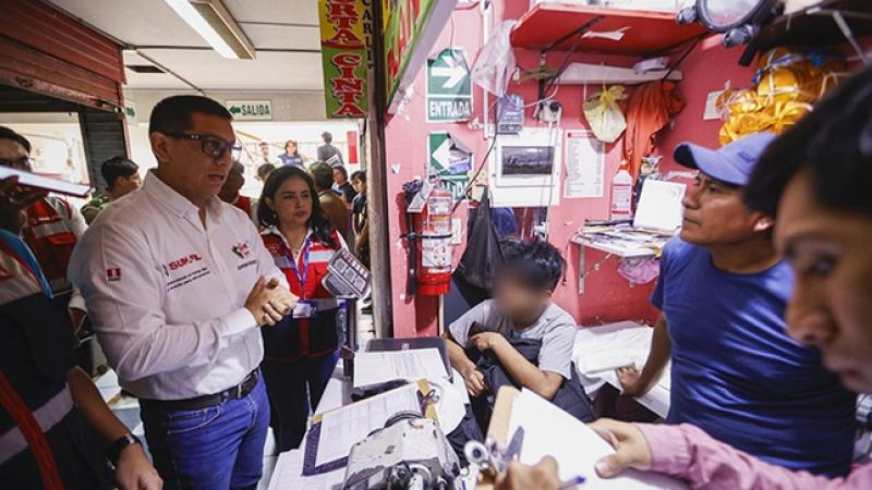 Gamarra: Sunafil encontró cuatro adolescentes laborando sin autorización en galerías 