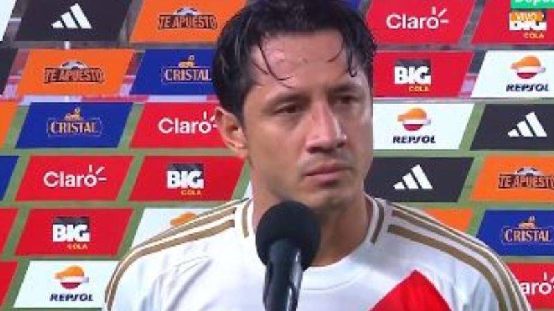 Gianluca Lapadula se muestra acongojado tras empate ante Chile
