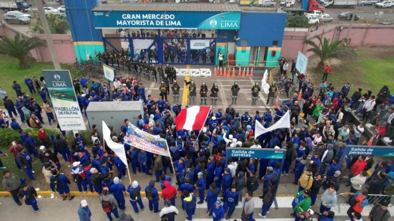 GRAN MERCADO MAYORISTA DE LIMA EMMSA MML SANTA ANITA