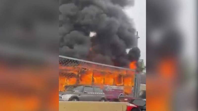 Callao   incendio de bus de transporte público 