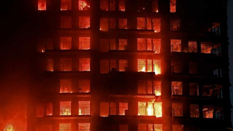 España: incendio  edificio Valencia
