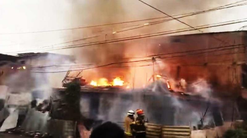 Villa El Salvador: reportan incendio de grandes proporciones en una vivienda