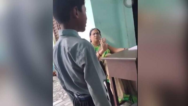 Indignación en India: profesora pidió a sus alumnos abofetear a compañero musulmán