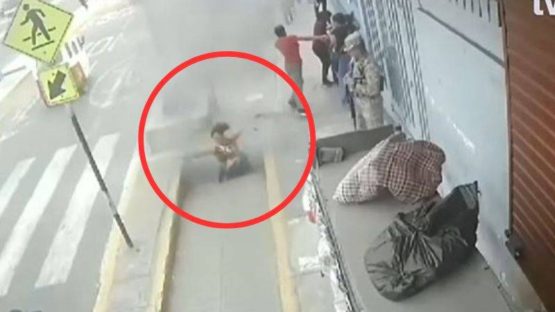 Inesperado incidente en Comas ocasionó quemaduras y lesiones a una mujer mayor