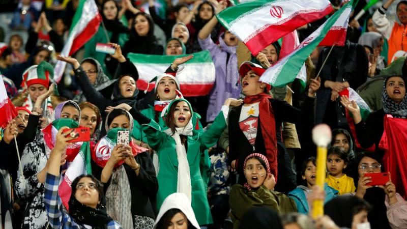 iran_mujeres_podran_asistir_a_partidos_de_futbol_masculino