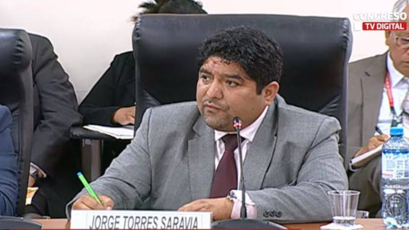 Jorge Torres niega ante la Comisión de Fiscalización vinculación con presunta red de prostitución