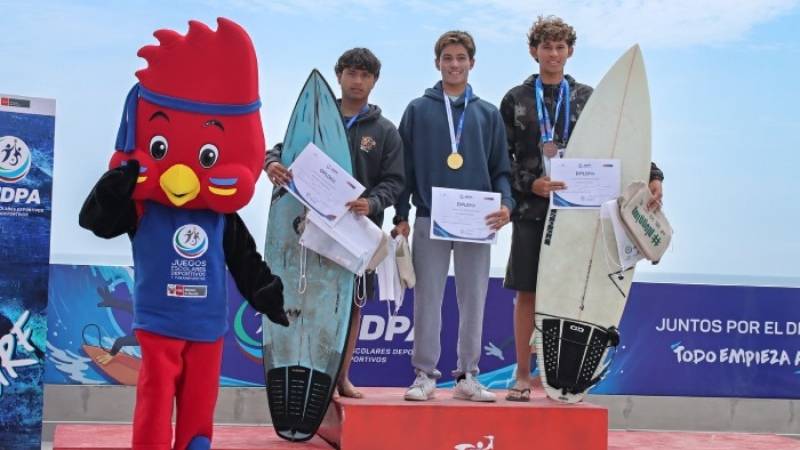 juegos escolares surf