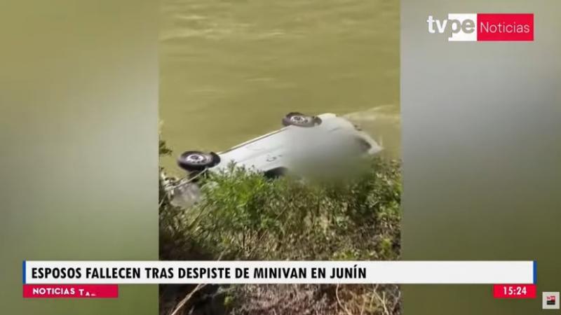 Junín: esposos fallecen tras caída de miniván al río Mantaro