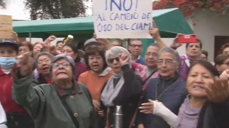 La Molina adultos mayores protesta Municipalidad de la Molina Centro Integral del Adulto Mayor CIAM talleres
