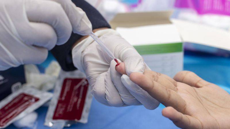 Más de 700,000 pruebas de VIH financiadas en 2024 por el SIS para garantizar diagnósticos tempranos