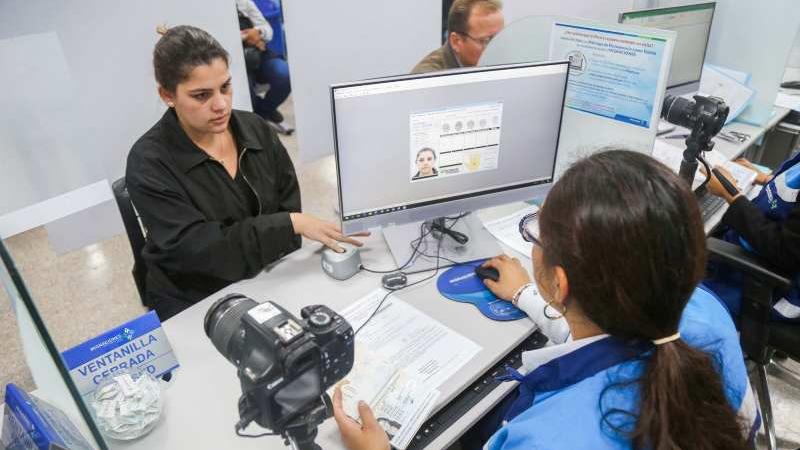 VENEZOLANOS - MIGRACIONES