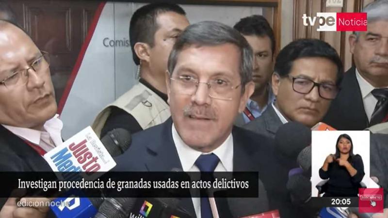 ministro de Defensa Jorge Chávez granada de guerra