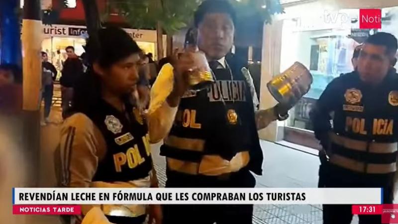 mujeres usaban a sus hijos en Miraflores