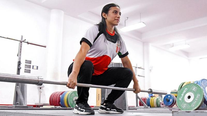 Katerin Olivera: "Mi objetivo es entregar todo en el mundial de pesas y lograr una medalla para el Perú"