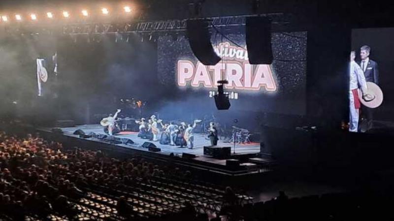 Asociación Cultural “Matices del Perú” destaca sus danzas en festival de folklore argentino en Luna Park