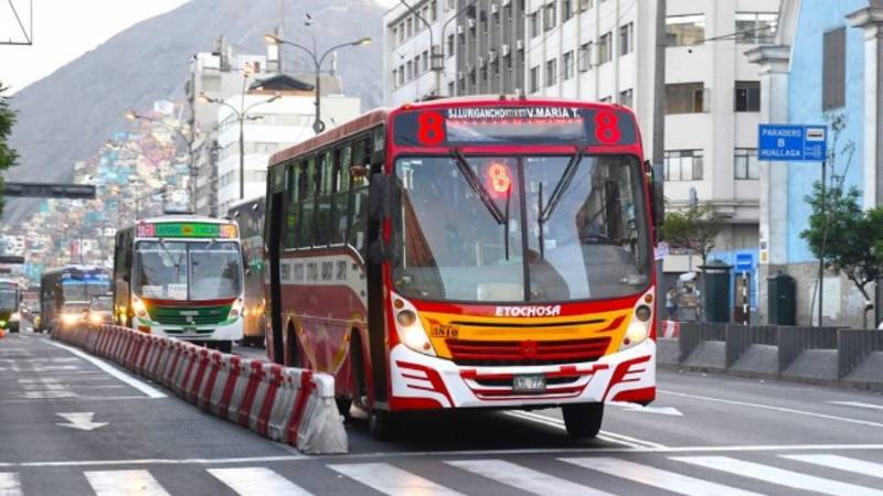 Mayoría de usuarios en Lima y Callao se movilizan en 507 rutas autorizadas de transporte público convencional