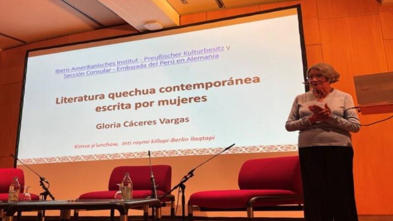 Dictan conferencia sobre literatura quechua femenina en Alemania