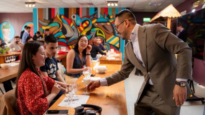 Perú brinda clase maestra de pisco en el “Dublin Bar Academy”