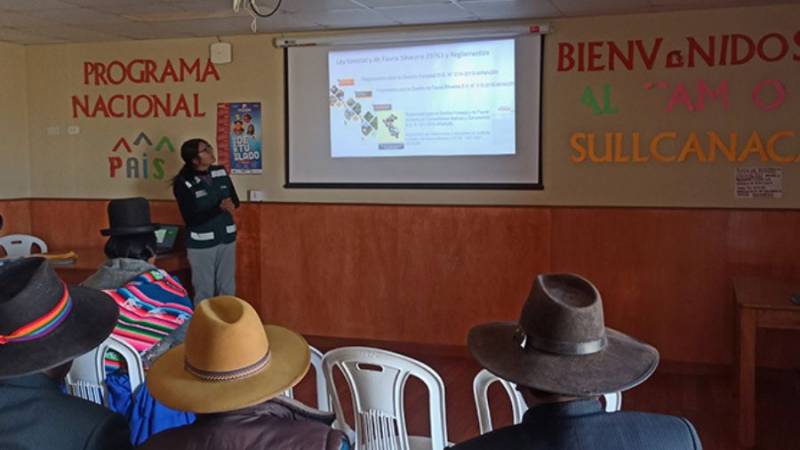 SERFOR capacita y sensibiliza en lengua quechua a pobladores