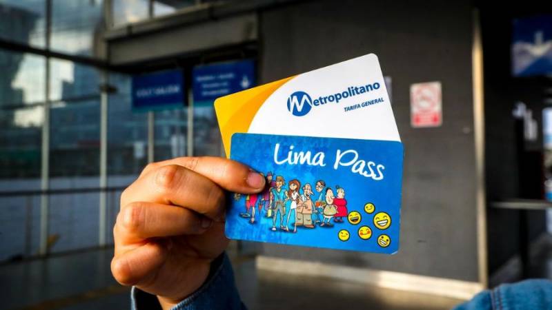 Tarjetas del Metropolitano y de Lima Pass